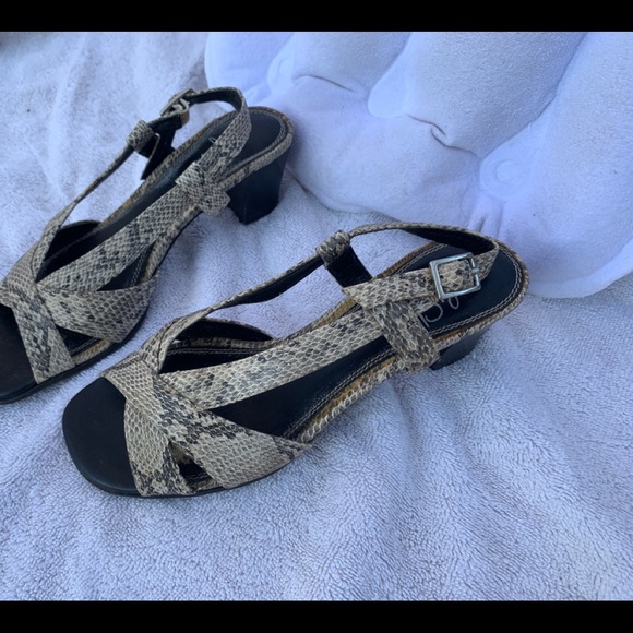 LifeStride Snakeskin Sandals - Picture 6 of 7